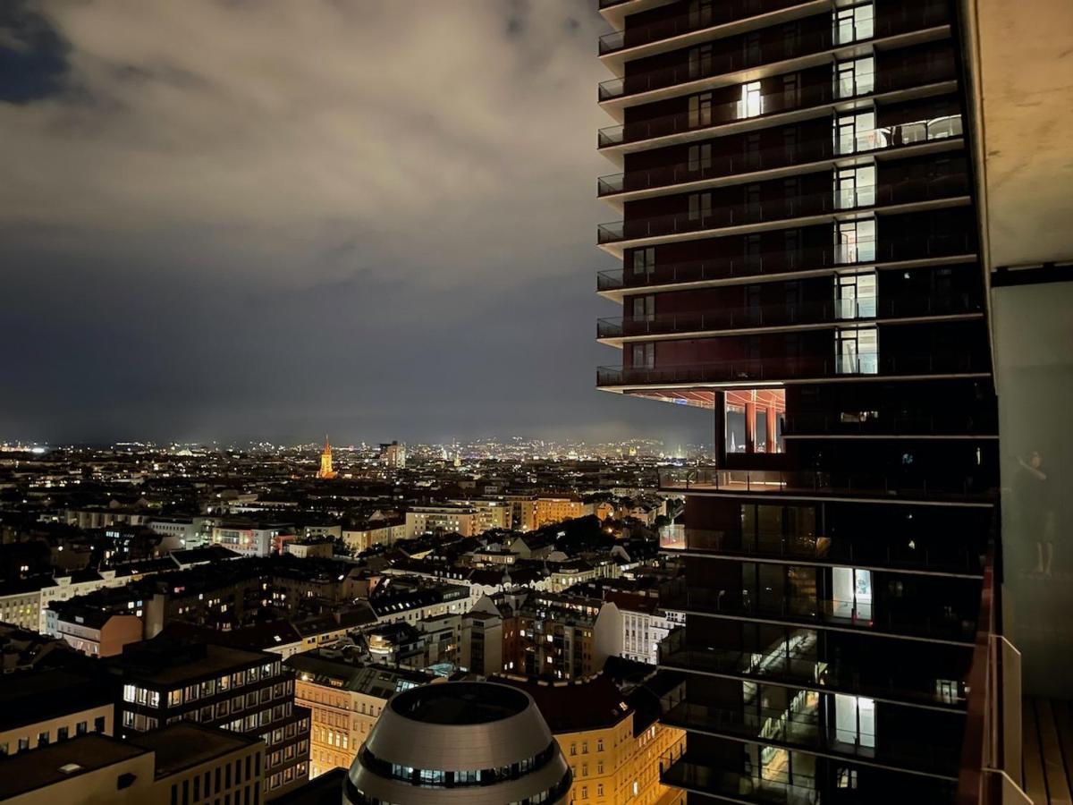 Triiiple Level 20 - Sonnenwohnen Apartment Mit Parkplatz Und Fantastischem Ausblick เวียนนา ภายนอก รูปภาพ